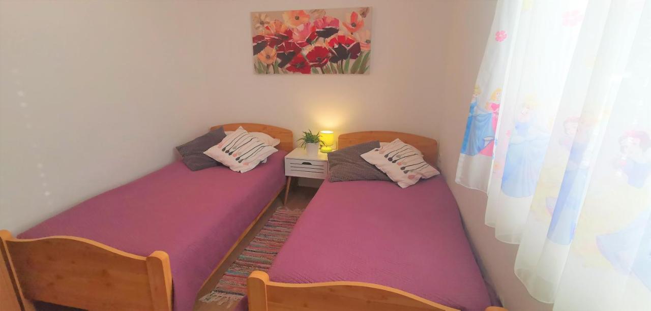 Kuca Za Odmor Lucija Apartment Vrana  Exterior foto